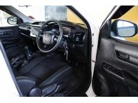 2019 Toyota Hilux Revo DOUBLE CAB 2.4 Z Edition J Plus เกียร์ธรรมดา 6 สปีด สีขาว 4ประตูตัวเตี้ยแซดอิดิชั่น สวยจัด รูปที่ 8